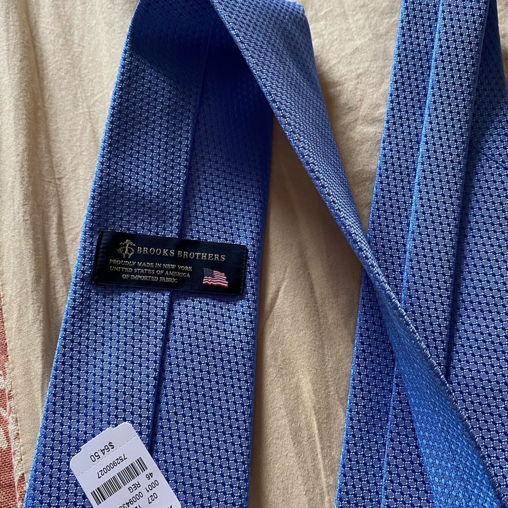 NWT brooks brothers premium neck wear